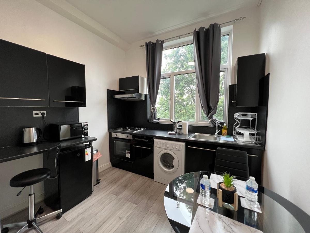 Lovely Studio Apartments On Finchley Road London Ngoại thất bức ảnh